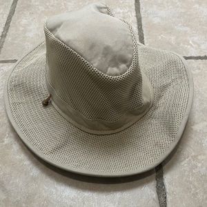 Henschel fishing hat